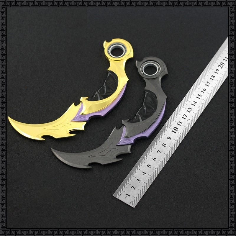 Valorant Weapon 16cm Melee Reaver 2.0 Karambit Knife 16cm Metal Game Peripheral Samurai Sword Alloy Model Keychain Kid Gift Toys